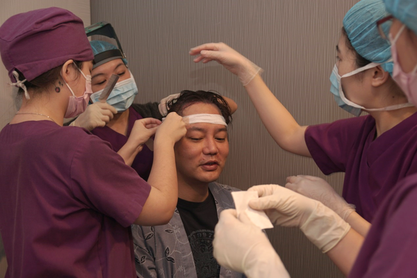 1498104181 3853844624 N 1